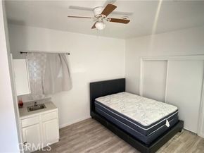 13059 Pierce Street, Pacoima (los Angeles) CA 91331