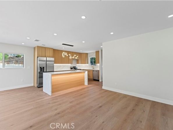 14890 Foothill Boulevard, Sylmar (los Angeles) CA 91342