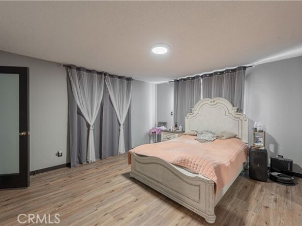 16038 Hartland, Van Nuys (los Angeles) CA 91406