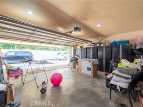 16038 Hartland, Van Nuys (los Angeles) CA 91406