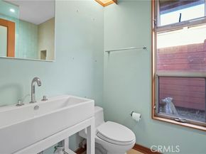 7027 Macapa, Hollywood (los Angeles) CA 90068