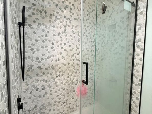 6815 Remmet Avenue 122, Canoga Park (los Angeles) CA 91303