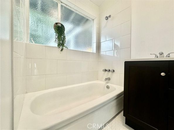 20541 Rodax, Winnetka (los Angeles) CA 91306