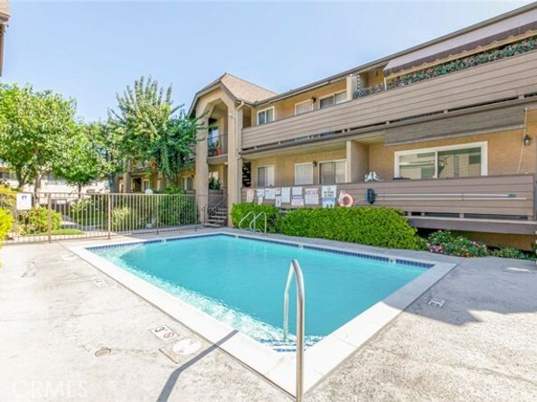 14839 Sherman Way #7, Van Nuys (los Angeles) CA 91405