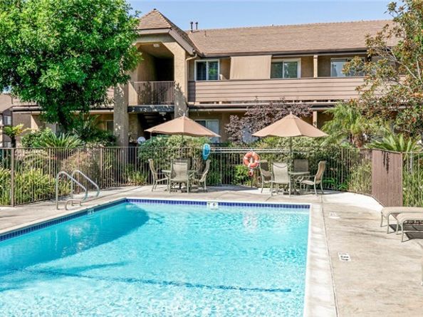 14839 Sherman Way #7, Van Nuys (los Angeles) CA 91405