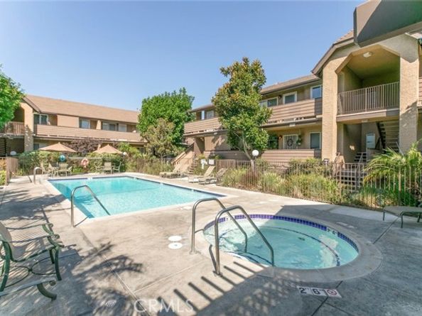 14839 Sherman Way #7, Van Nuys (los Angeles) CA 91405