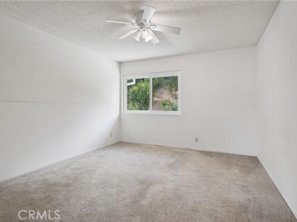 5789 Fairhaven Avenue, Woodland Hills (los Angeles) CA 91367