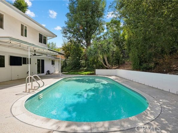 5789 Fairhaven Avenue, Woodland Hills (los Angeles) CA 91367