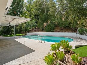 5789 Fairhaven Avenue, Woodland Hills (los Angeles) CA 91367