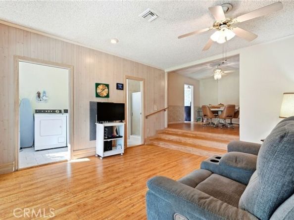 17222 Kingsbury Street, Granada Hills (los Angeles) CA 91344