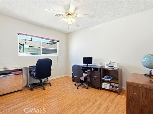 17222 Kingsbury Street, Granada Hills (los Angeles) CA 91344