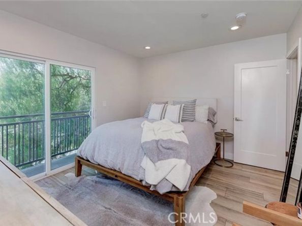 2151 S West View Street, Los Angeles CA 90016