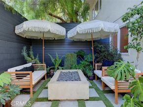 2151 S West View Street, Los Angeles CA 90016