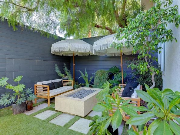 2151 S West View Street, Los Angeles CA 90016