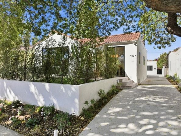 9127 Hargis, Los Angeles CA 90034