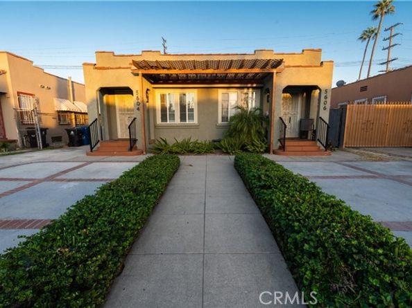 5604 S Manhattan Place, Los Angeles CA 90062