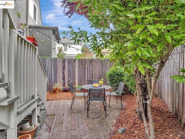 3776 Ruby, Oakland CA 94609