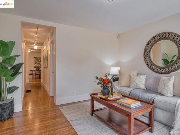 3776 Ruby, Oakland CA 94609
