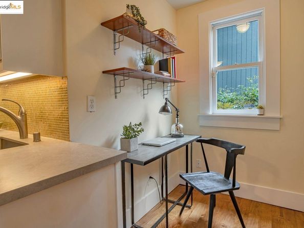 3776 Ruby, Oakland CA 94609