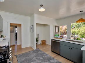 1329 Grove St, Alameda CA 94501