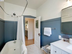 1329 Grove St, Alameda CA 94501