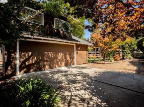 1329 Grove St, Alameda CA 94501