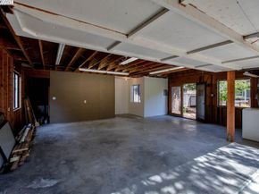 1329 Grove St, Alameda CA 94501