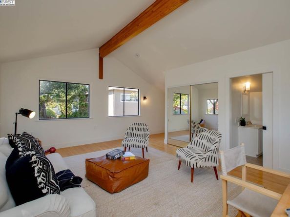 1329 Grove St, Alameda CA 94501