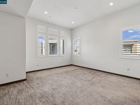 5826 Noba Rd, Dublin CA 94568