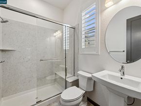 5826 Noba Rd, Dublin CA 94568