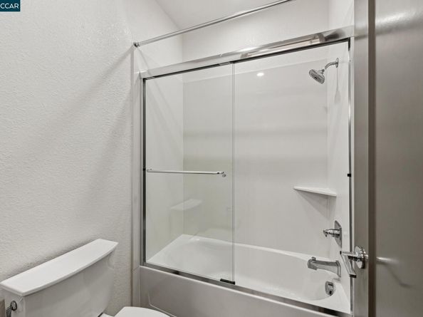 5826 Noba Rd, Dublin CA 94568