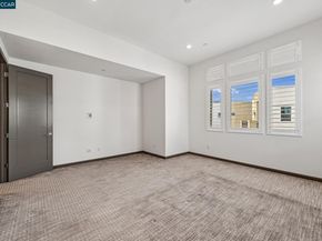 5826 Noba Rd, Dublin CA 94568