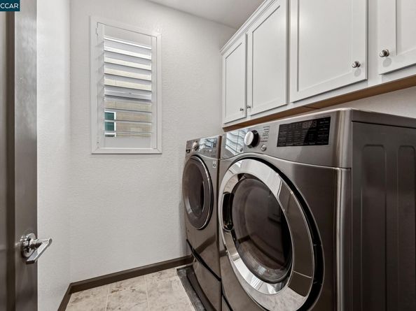 5826 Noba Rd, Dublin CA 94568