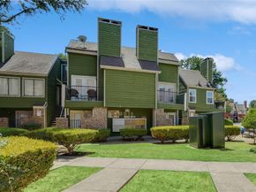 9815  Walnut Street  214, Dallas Texas 75243