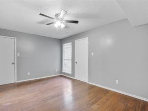 9815  Walnut Street  214, Dallas Texas 75243