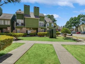 9815  Walnut Street  214, Dallas Texas 75243