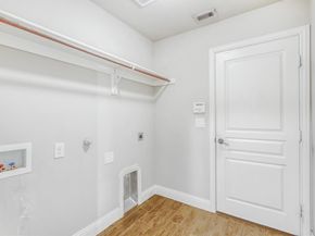 1621  Bull Street , Aubrey Texas 76227