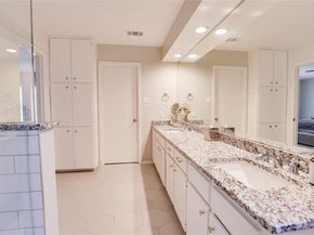 54  Legend Road , Benbrook Texas 76132