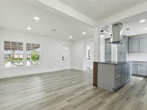 2120  Tisinger Avenue , Dallas Texas 75228