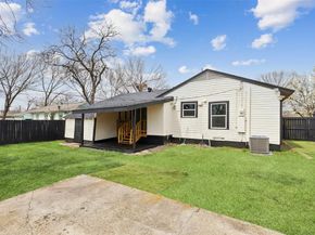 2120  Tisinger Avenue , Dallas Texas 75228