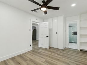 2120  Tisinger Avenue , Dallas Texas 75228