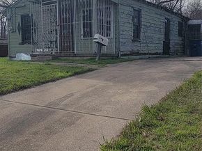 5411  Bourquin Street , Dallas Texas 75210