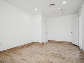 1809  Dunning Street , Irving Texas 75061