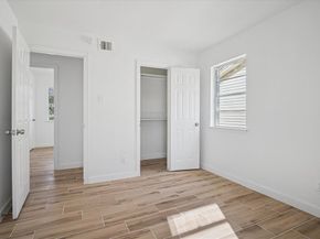 1809  Dunning Street , Irving Texas 75061