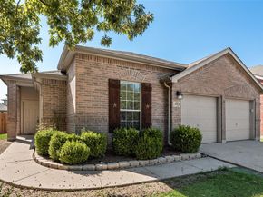 1234  Mallard Creek , Aubrey Texas 76227