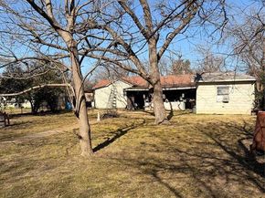 114 E Park Place Drive , Lancaster Texas 75134