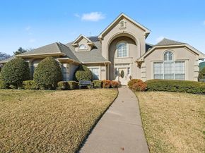 605  Ten Mile Drive , DeSoto Texas 75115