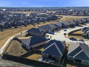 949  Philadelphia Street , Fate Texas 75189