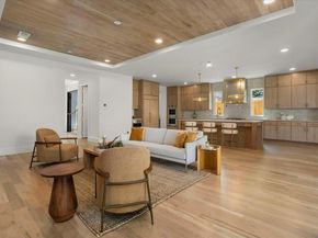 3935  Rochelle Drive , Dallas Texas 75220