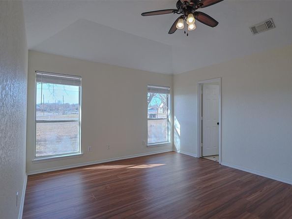 7848  Nine Mile Bridge Road , Fort Worth Texas 76135